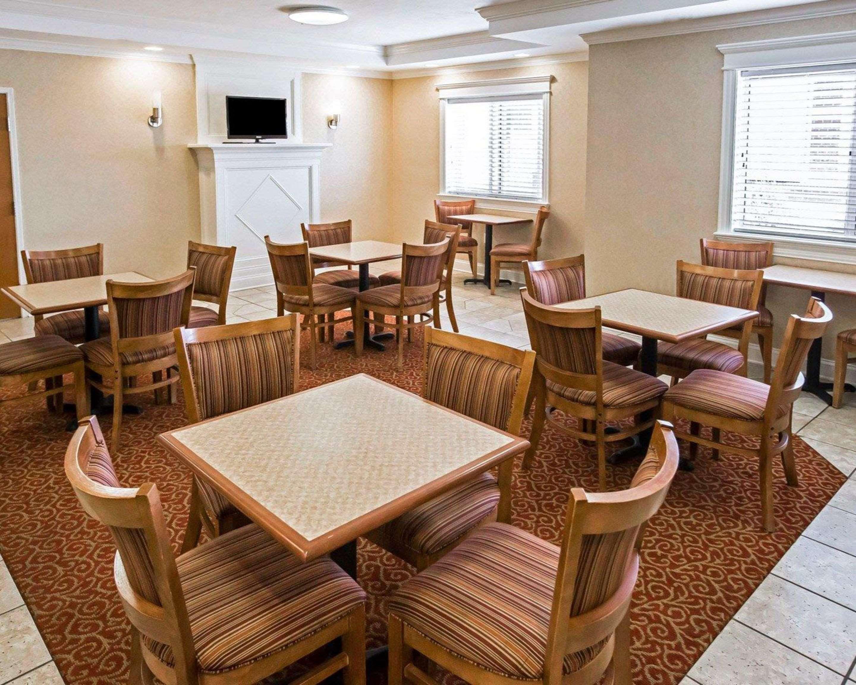 Comfort Inn Hebron-Lowell Area Dinwiddie Exterior foto